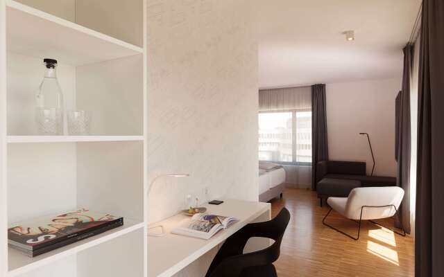 Vienna House Ernst Leitz Wetzlar