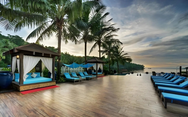 Mayfair Hideaway Spa Resort
