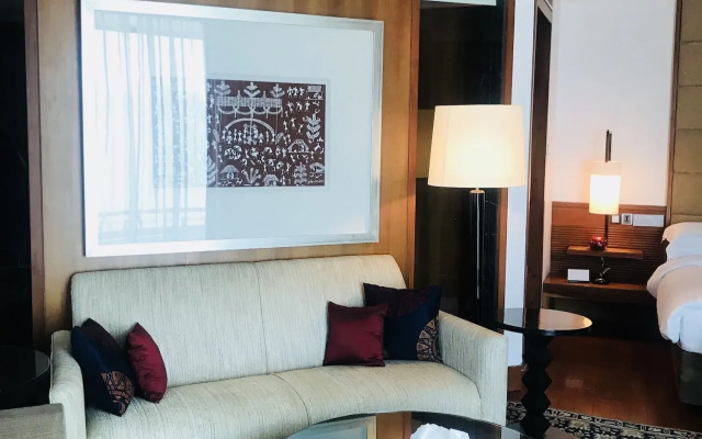 InterContinental Marine Drive Mumbai by IHG