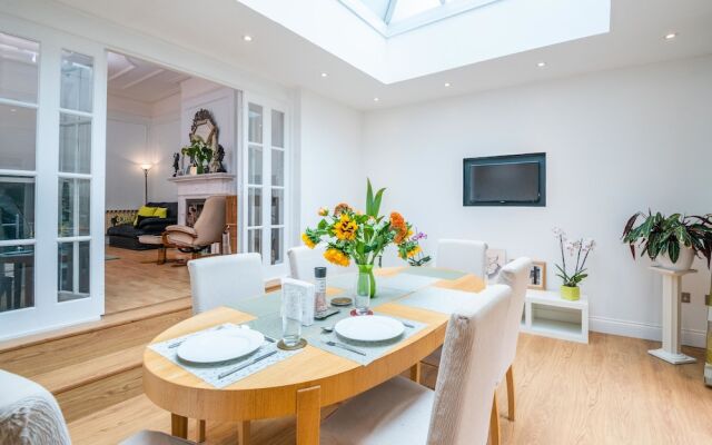 Exquisite Hampstead Home near Regents Park