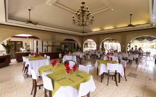 Montebello Villa Hotel