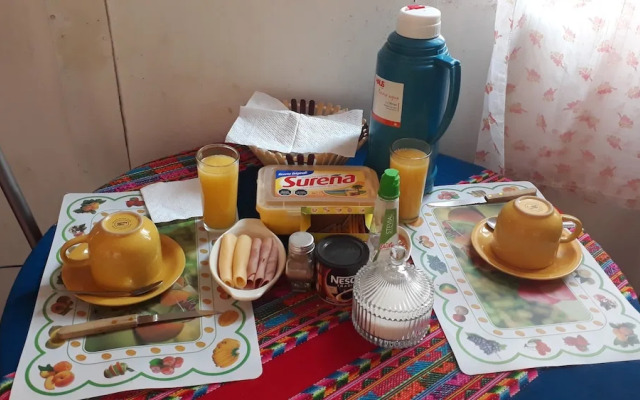 Hostal Open House