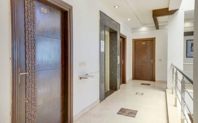 Hotel Green Wood By Dreamz Hospitality