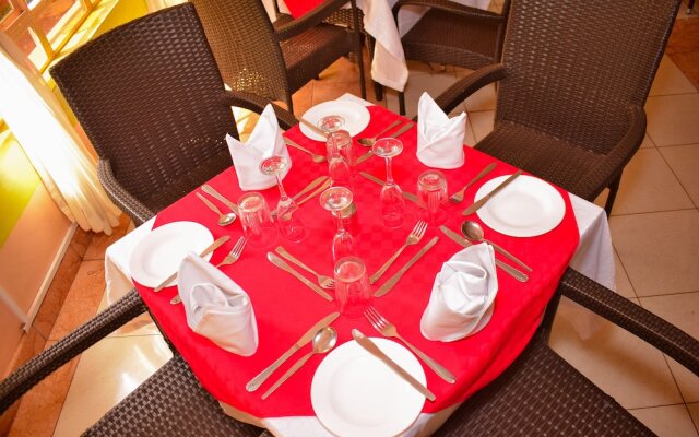 Greenvale Hotel