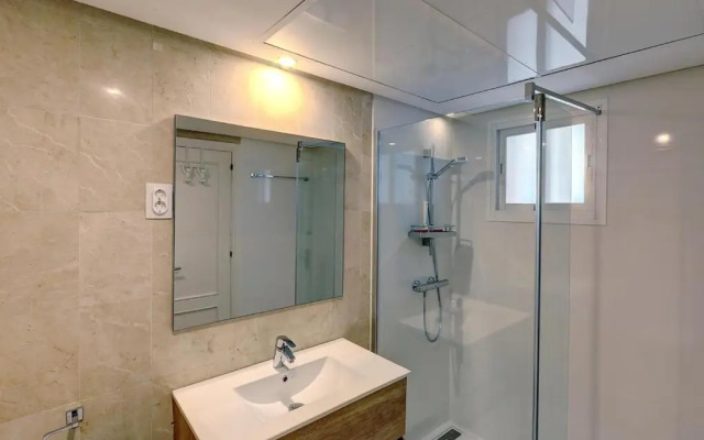 Apartment Boulevard 205