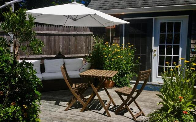 Charles and Charles MV