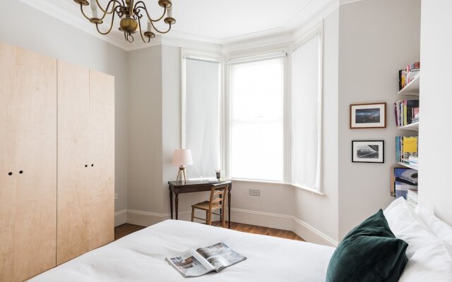 Fabulous 2BR Flat near Notting Hill