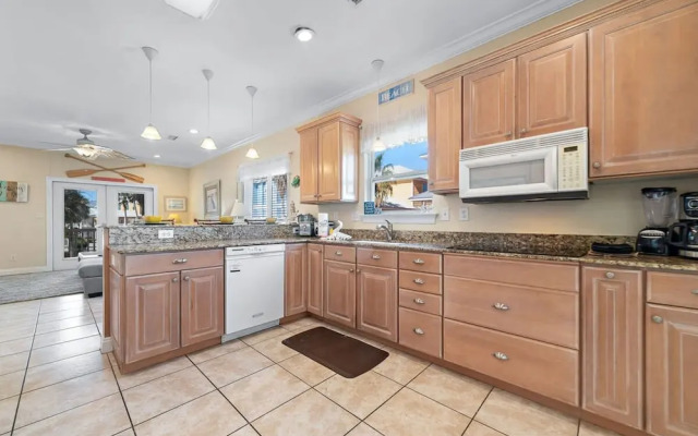 Blue Lagoon Beach House