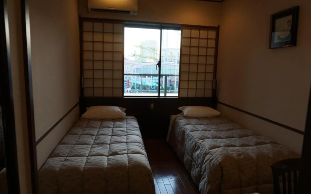 Yokohama Minamimirai Manyo-Club – Guest Rooms – Yokohama