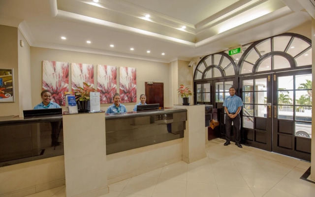 Ela Beach Hotel & Apartments