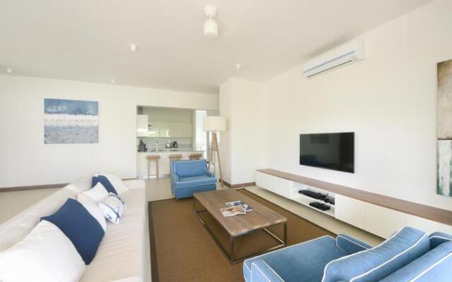 AO Luxury Residence by BARNES