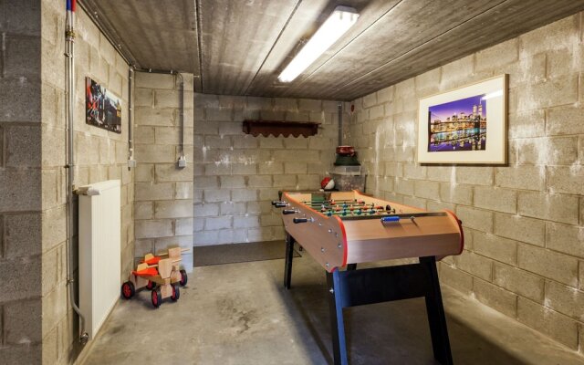 Modern Holiday Home in Vresse-sur-Semois with Kayaking