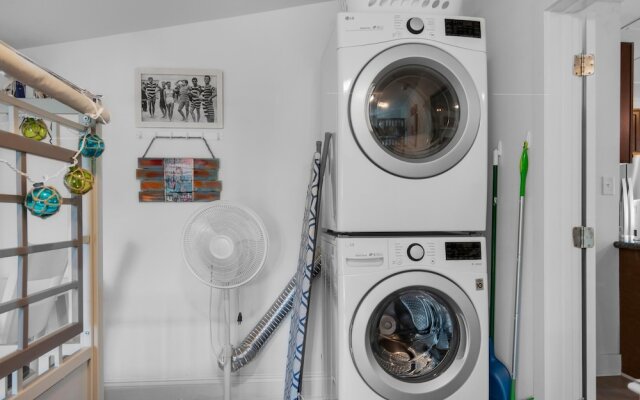 Bungalow By the Sea-mermaid