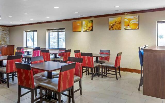 Quality Inn Hoffman Estates - Schaumburg