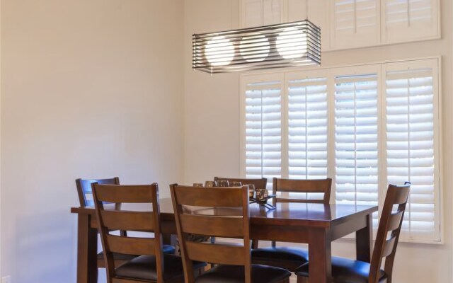 4BR Ocotillo Lakeview Home w/ Pool