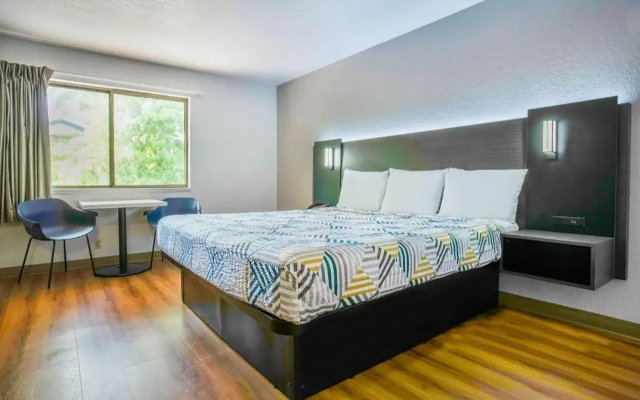 Motel 6 Gresham, OR - Portland