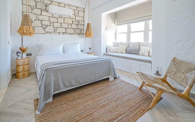 Voger Alacati Silence