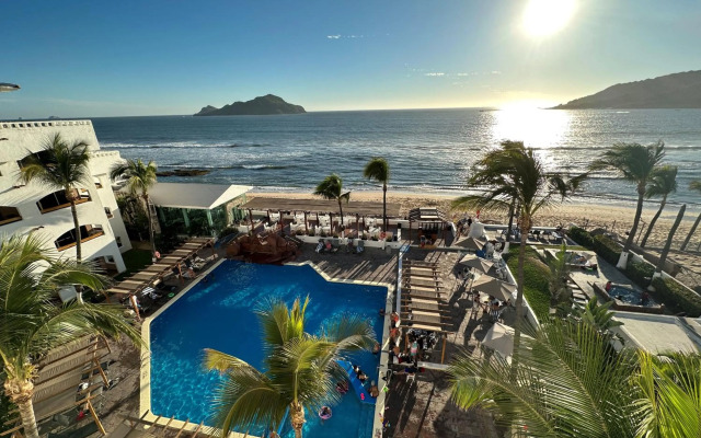 Hotel Quijote Inn