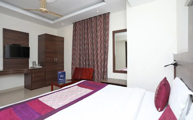 OYO Flagship 11406 Indira Nagar