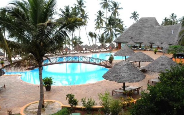 Voi Kiwengwa Resort