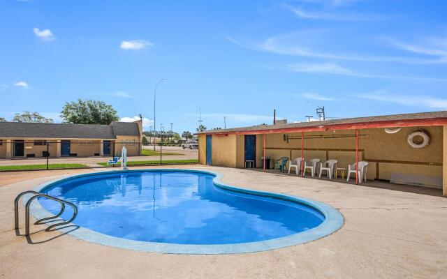 Americas Best Value Inn Giddings