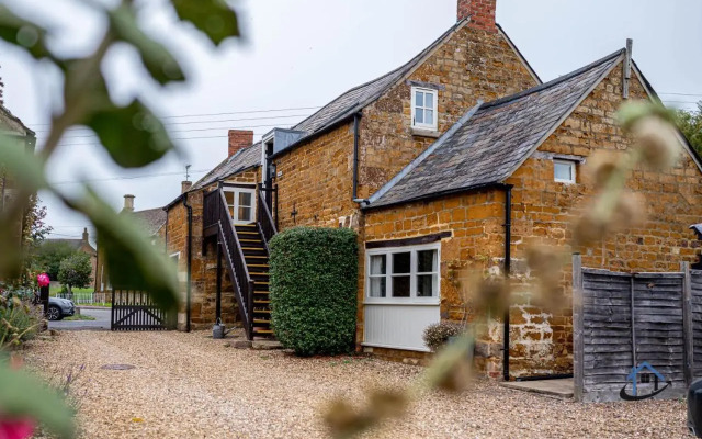 The Old Plough