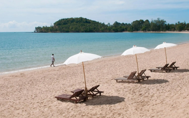 Prasarnsook Villa Beach Resort (SHA Extra Plus)
