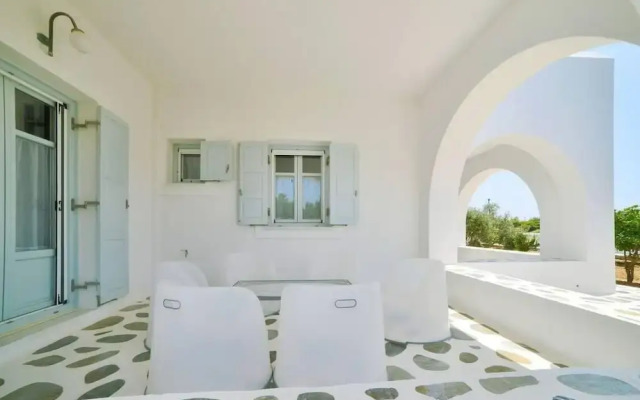 Angel Villa in Paros