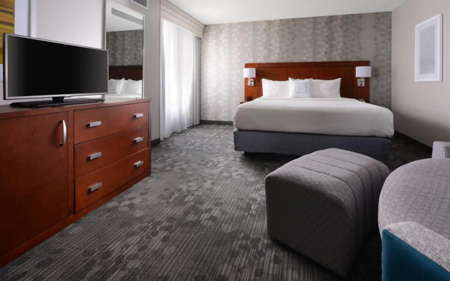 Courtyard by Marriott Houston Pearland