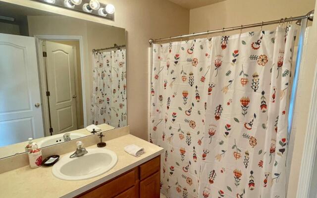 Grand Family House With Private Pool Near Disney Parks