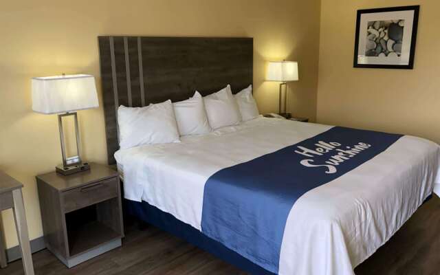 Days Inn by Wyndham Cape Carteret near Emerald Isle