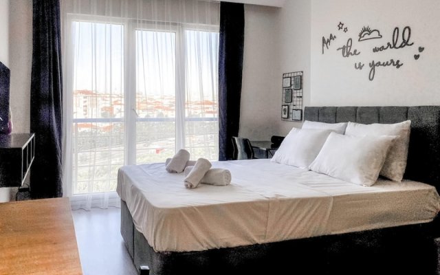 Cozy and Modern Studio With City View in Atasehir