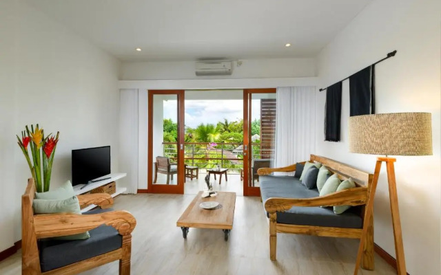 Echo Beach Villa & Apartment