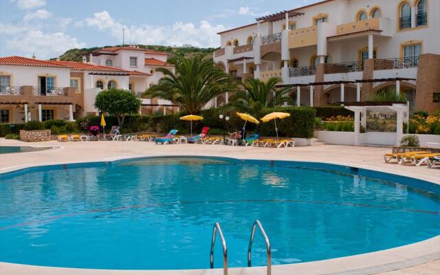 Luz Bay Hotel