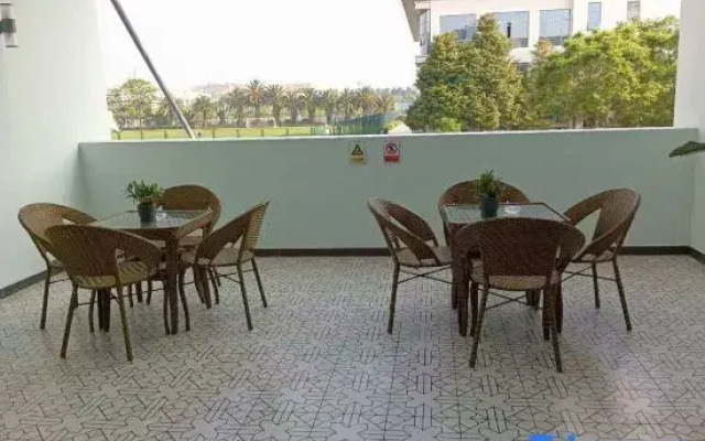 Kunming Wanghu Apartment