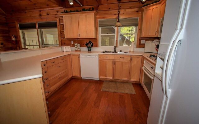 Arktos Jewel-589 by Big Bear Vacations