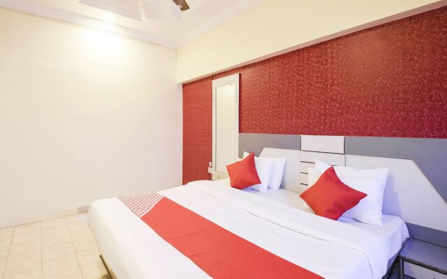 OYO Flagship 12273 Hotel Indraprastha