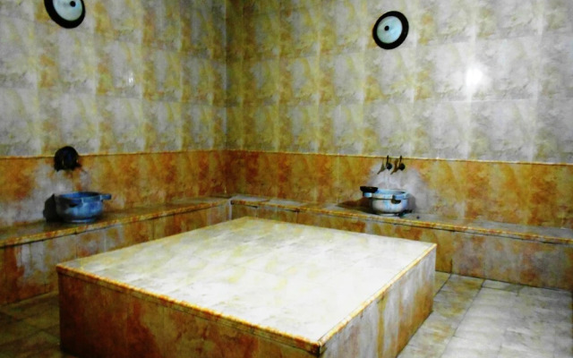 Issam Hotel & Spa