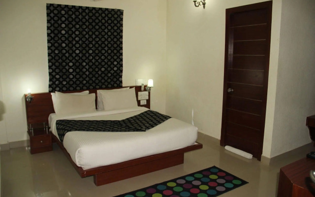 Sunray Hotel