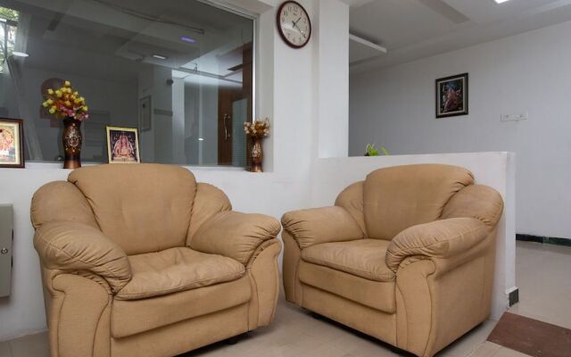 OYO 26947 The Lavish