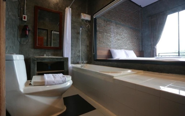 One Four Seven Hotel & Snooker Bar