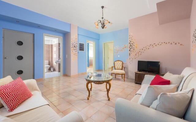 Art Center Apartments