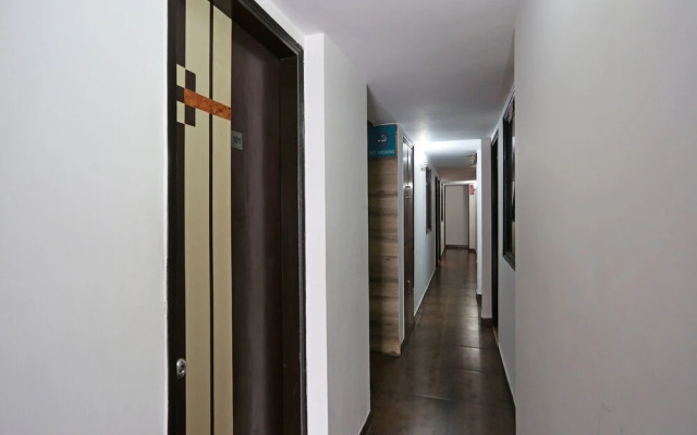 OYO 526 Hotel Asees Inn