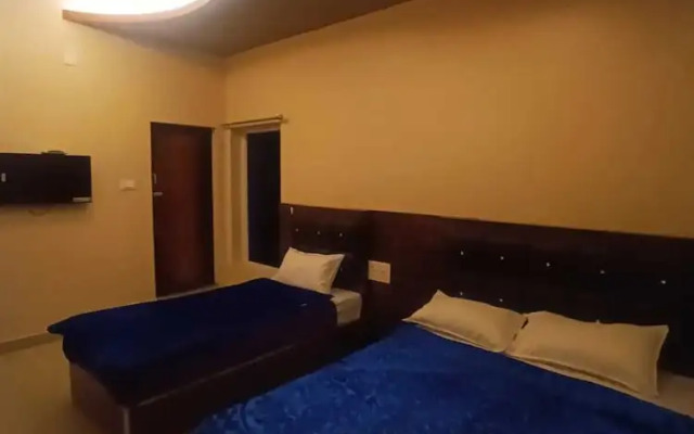 Rose garden enclave for families