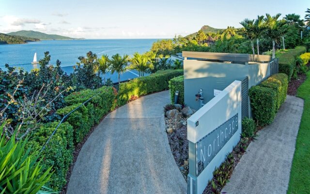 Northcape 1 Ocean Front 4 Bedroom - Pool