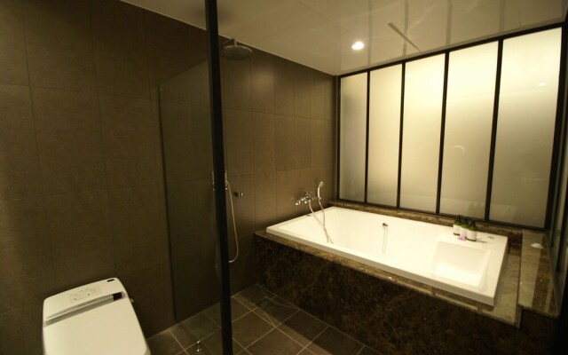 Busan Yeonsan Togok 2 Heaven