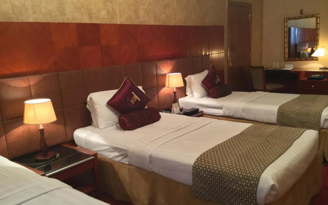 Отель Shaza Regency Plaza Al Madinah