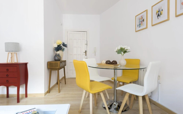 Cozy Apartment in Great Location 2 Bd. Plaza Nueva II