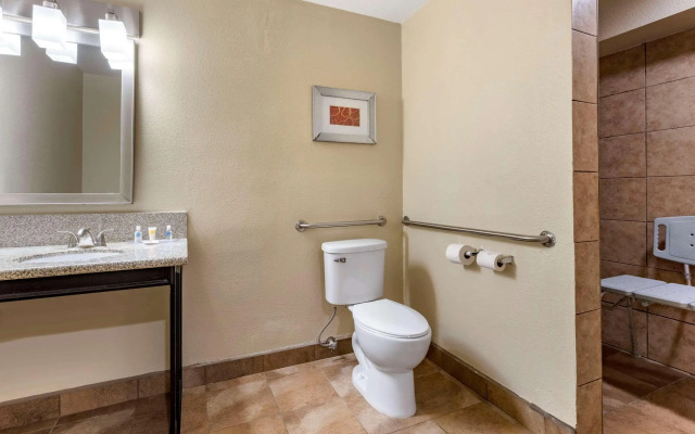 Comfort Suites San Clemente Beach