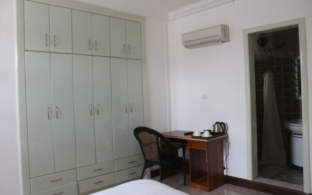 Kingsbridge Royale Hotel